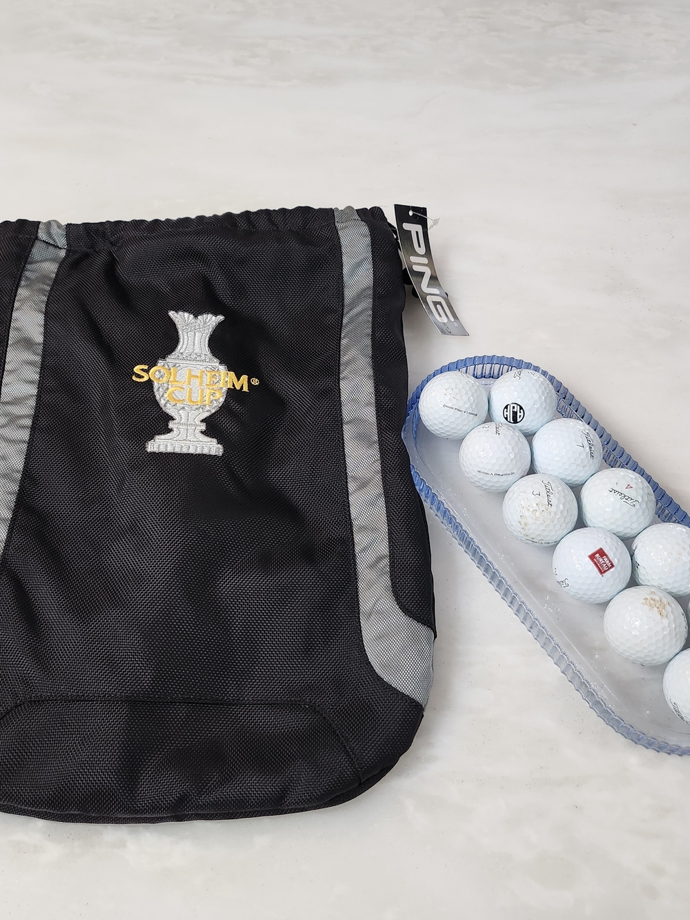 PING Men's Black Golf Accessory Bag And 11 TITLEIST Pro V1 PRE USES BALLS